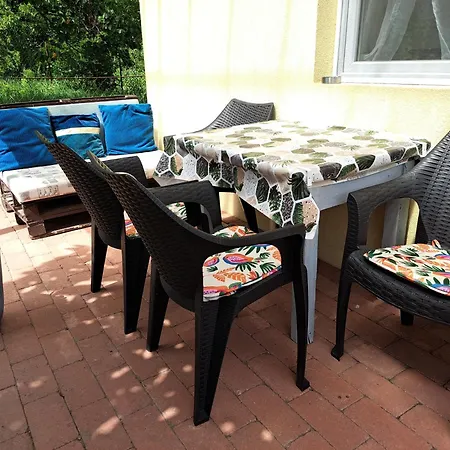 Misel Apartman House Apartment Siofok